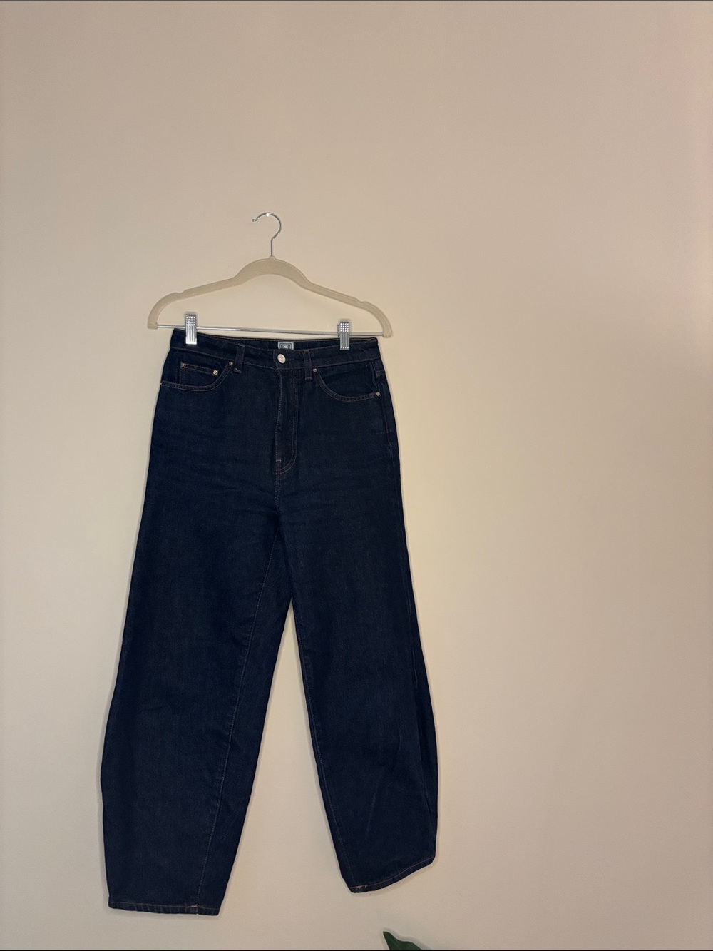 Toteme Indigo Black Boyfriend Jeans